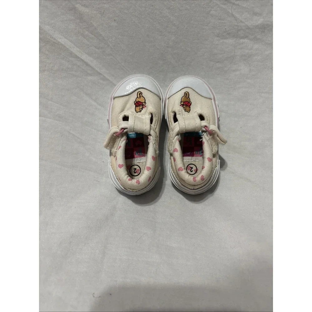 Winnie the pooh vintage‎ Disney kids shoes girls size 2T hearts casual